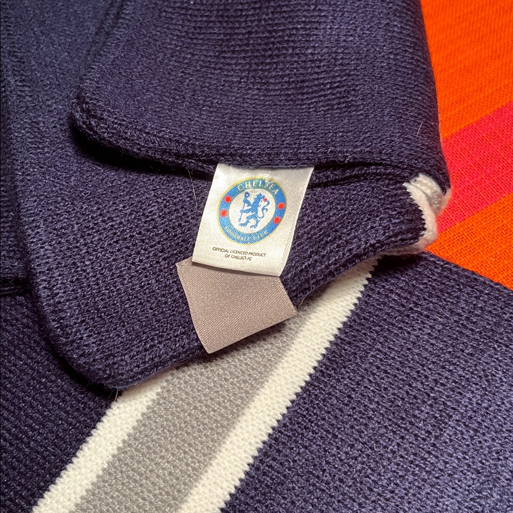 Chelsea FC Navy and White Striped Scarf - Picture 3 of 4